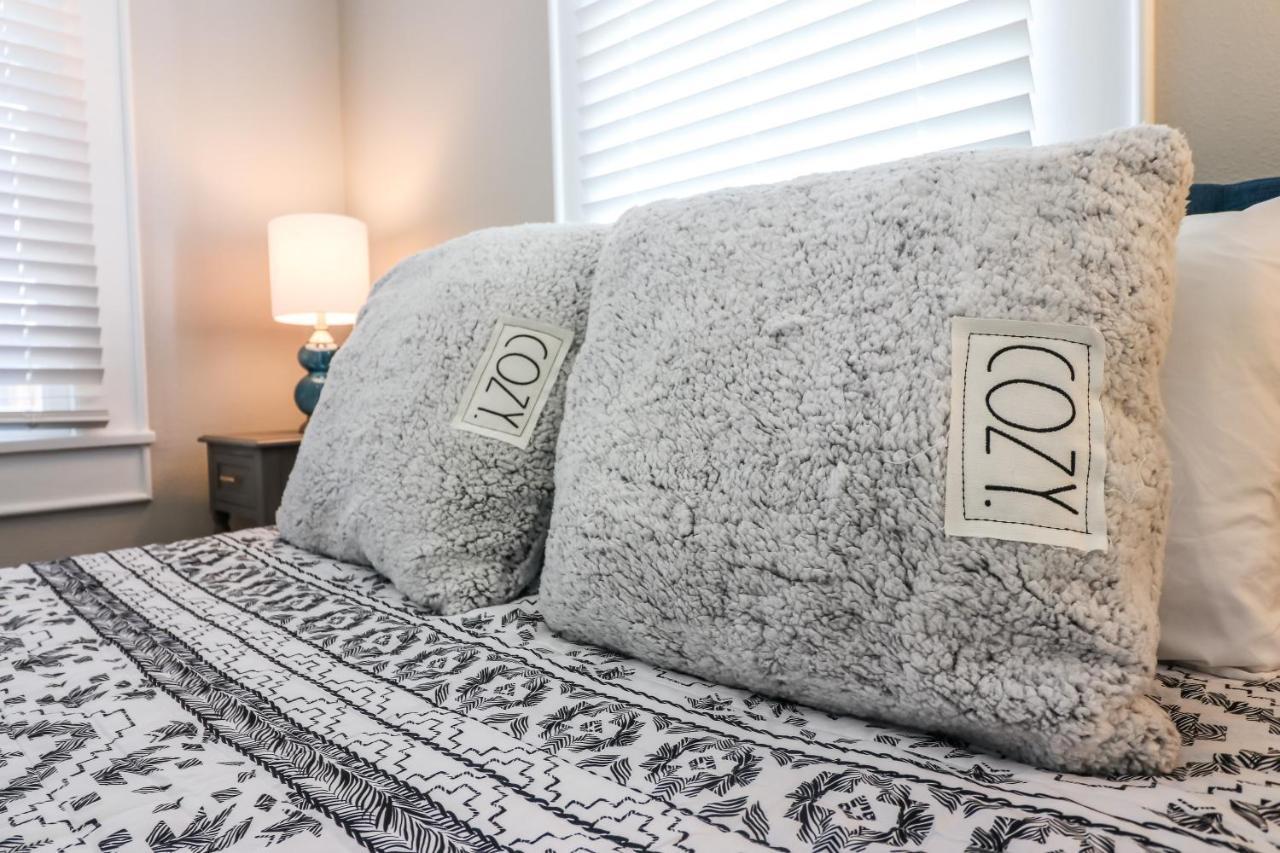 Dog-Friendly Stylish Super Cozy Home Fabulous Patio And Perfect Location Galveston Exterior photo